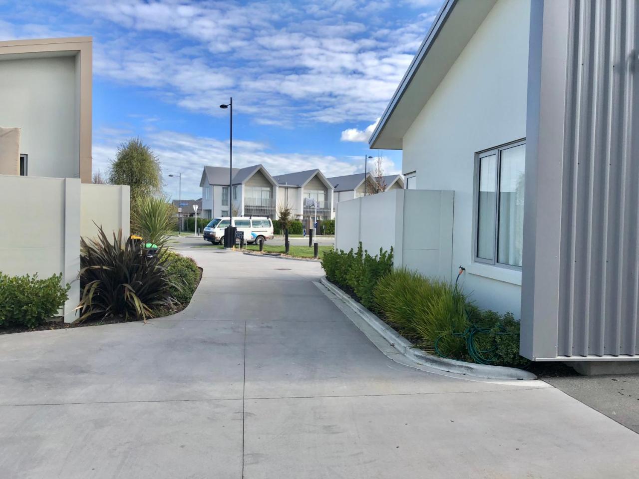Lovely, Sunny, Home Sweet Home Christchurch Esterno foto
